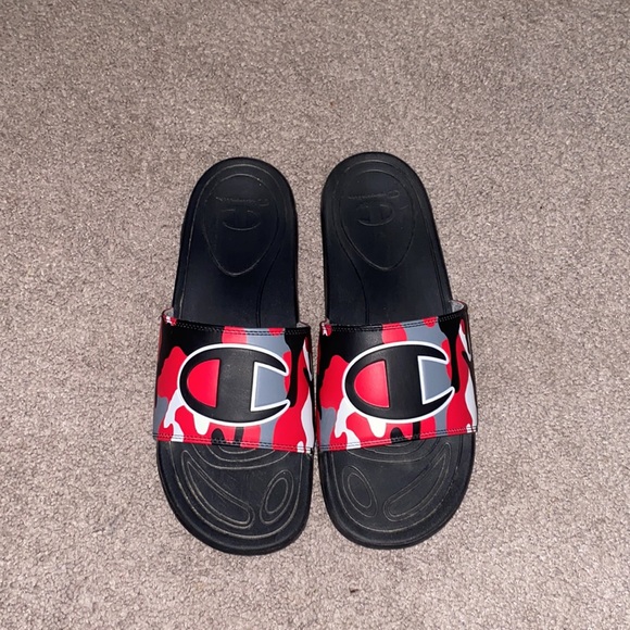 Black and red camo champion slides - Picture 2 of 2